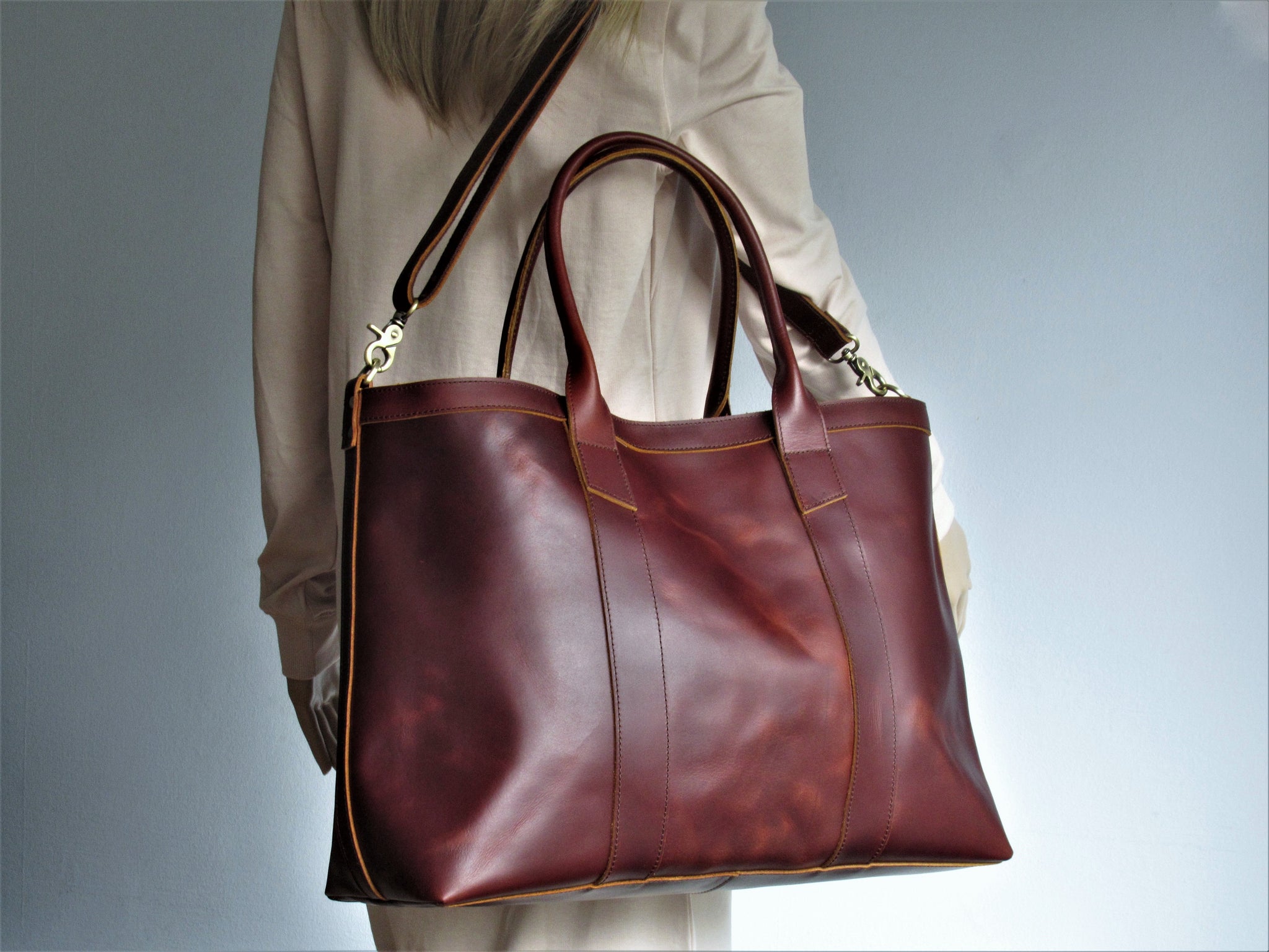 Clava oversized leather shops tote