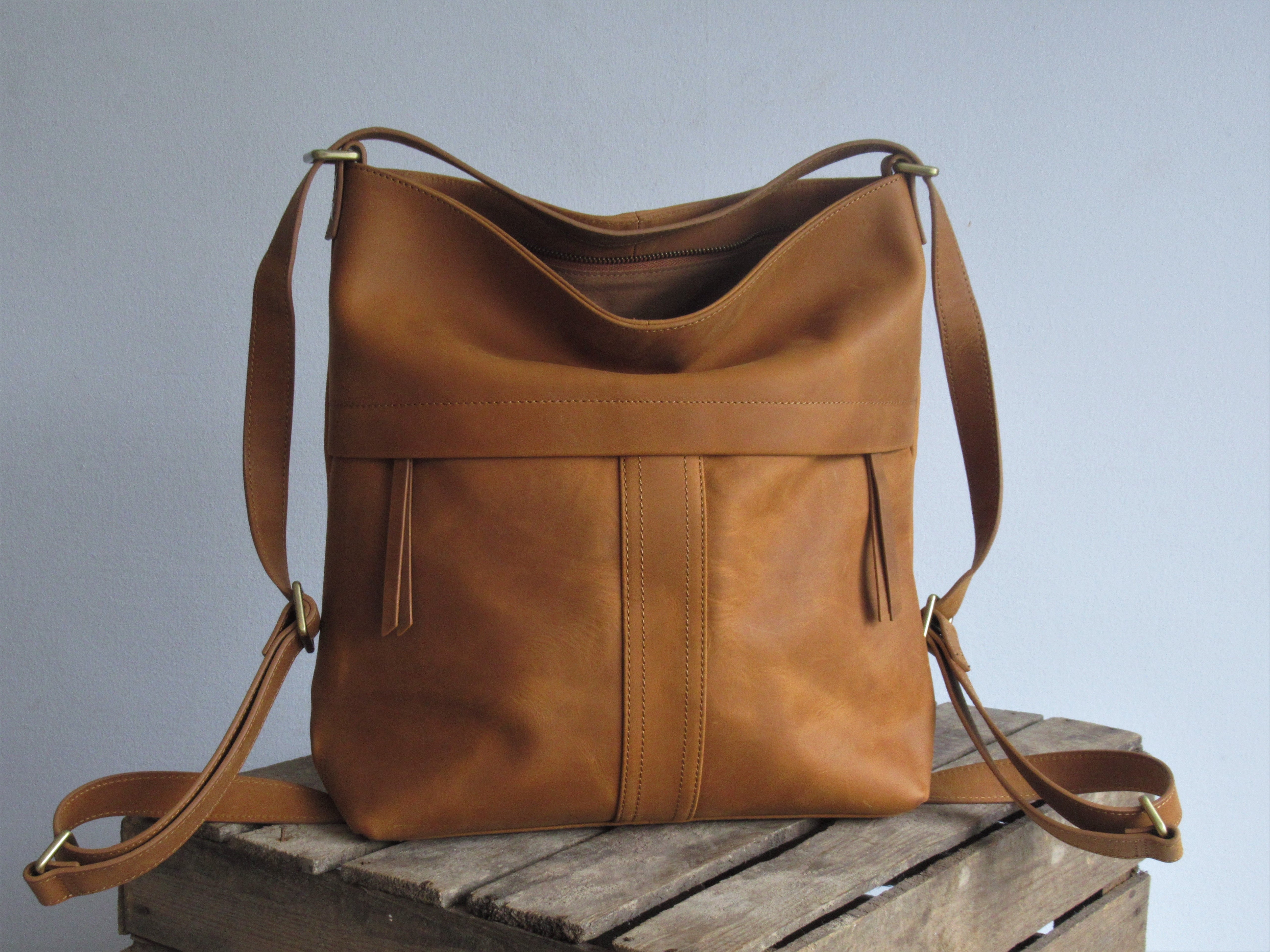 leather back-pack Brown - LeChampêtre Pampa Light Brown Caramel